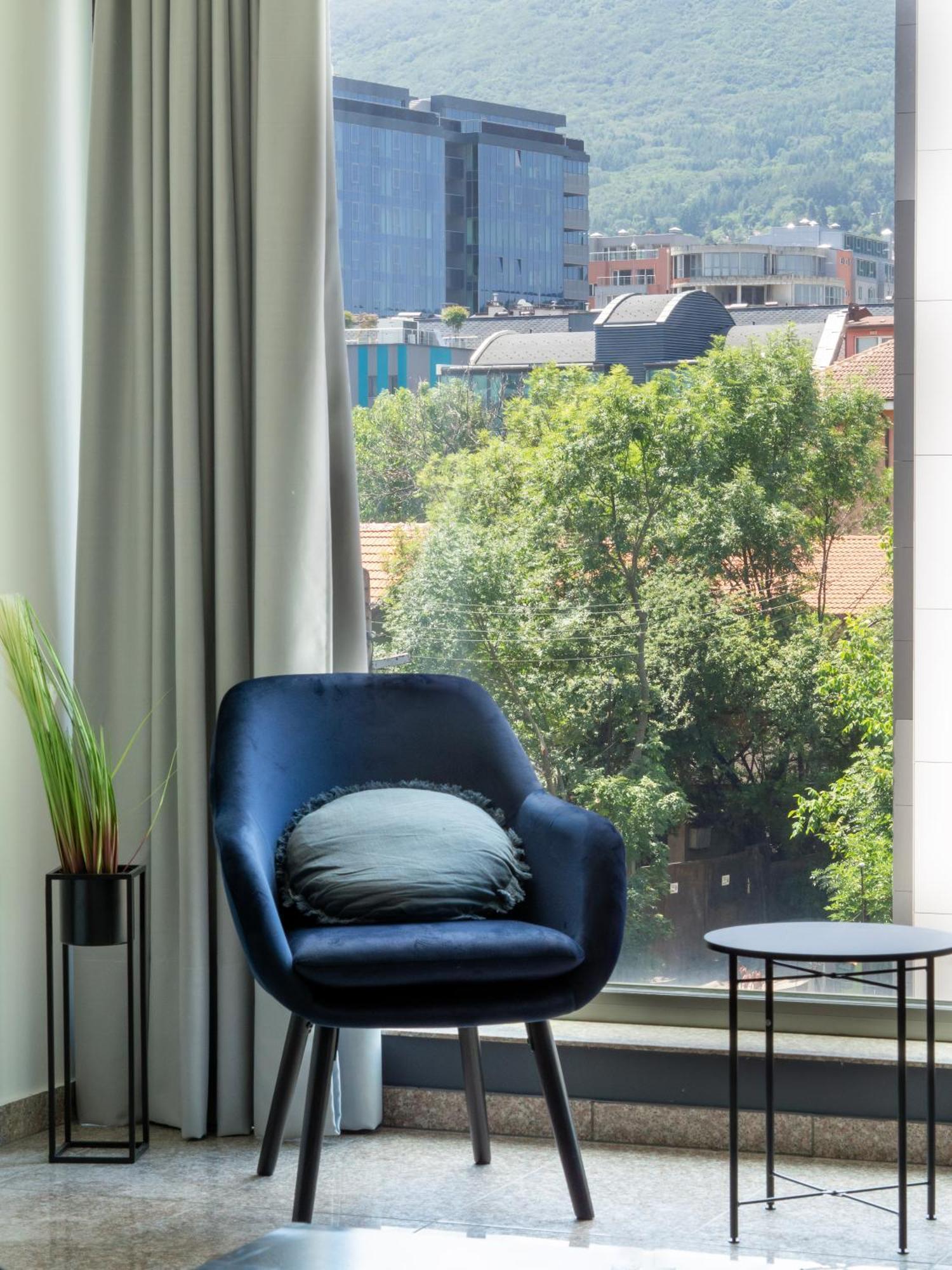 Vertigo2 Huge Apartment 2 Bedrooms Balcony Parking โซเฟีย ภายนอก รูปภาพ